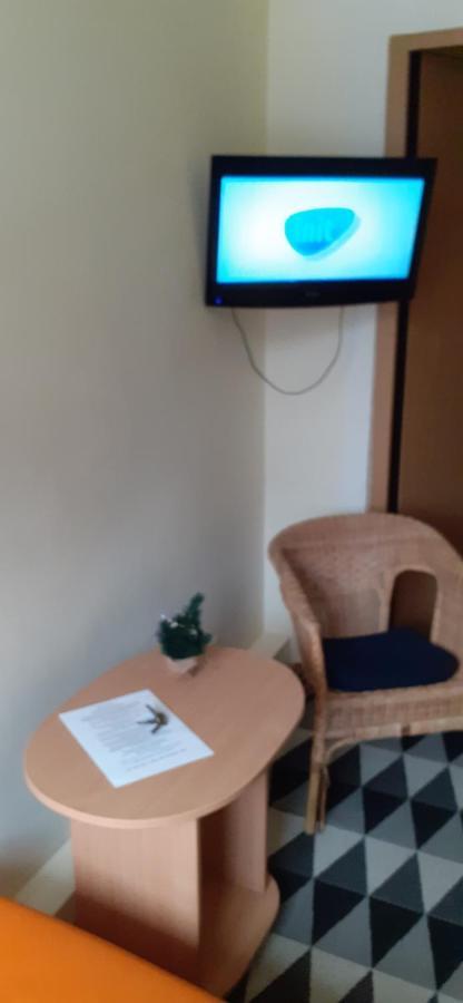 Small Room With A Private External Bathroom Kaunas Extérieur photo